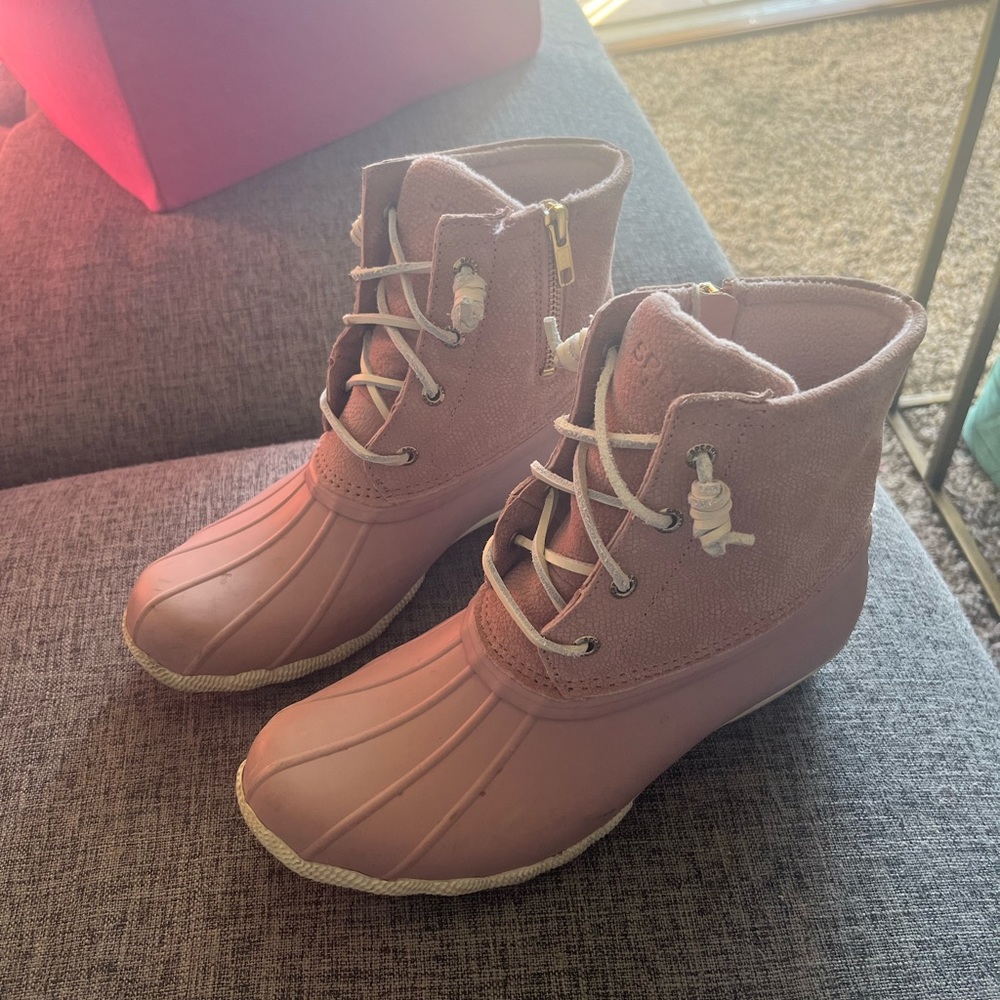 Pink Sperry